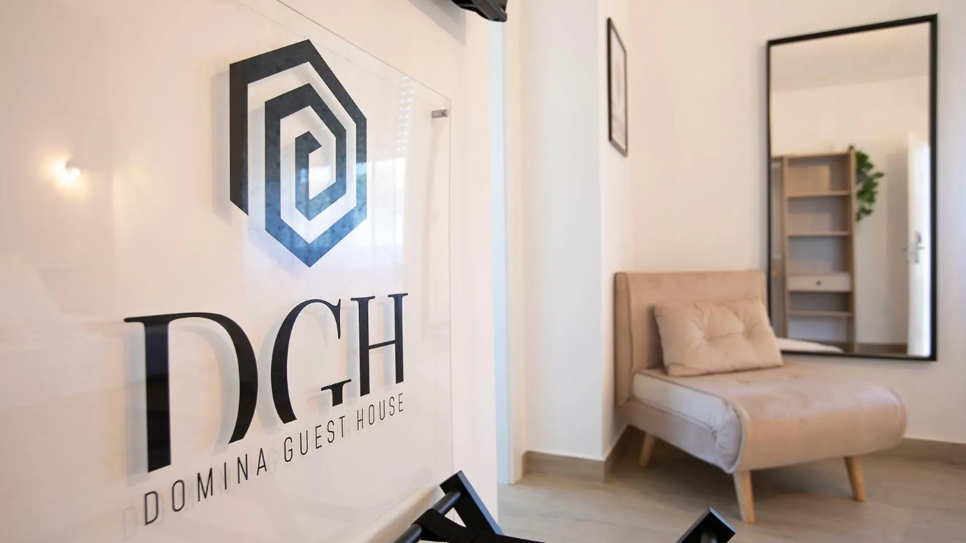 Domina Guest House Fiumicino Italia
